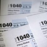 O IRS pode ter restituições de impostos COVID de milhões de contribuintes – veja como verificar sua elegibilidade