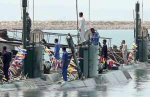 O Irã afirma que seus pequenos submarinos foram enviados ao Estreito de Ormuz enquanto especialista explica a ameaça: ‘Vulnerável à detecção’ O Irã afirma que seus pequenos submarinos foram enviados ao Estreito de Ormuz enquanto especialista explica a ameaça: ‘Vulnerável à detecção’