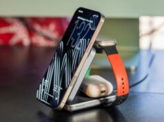O MagSafe 3 em 1 de 25 W da Anker inclui resfriamento ativo em um design para viagem (prático) O MagSafe 3 em 1 de 25 W da Anker inclui resfriamento ativo em um design para viagem (prático)