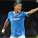 O Man Utd teve que esperar pela venda de Rasmus Hojlund enquanto o Napoli sofria uma surpreendente derrota em casa, explicou a última situação