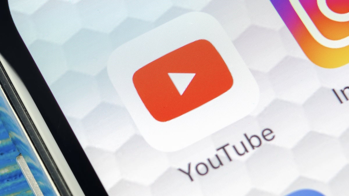O YouTube está facilitando a localização de vídeos gerados por IA