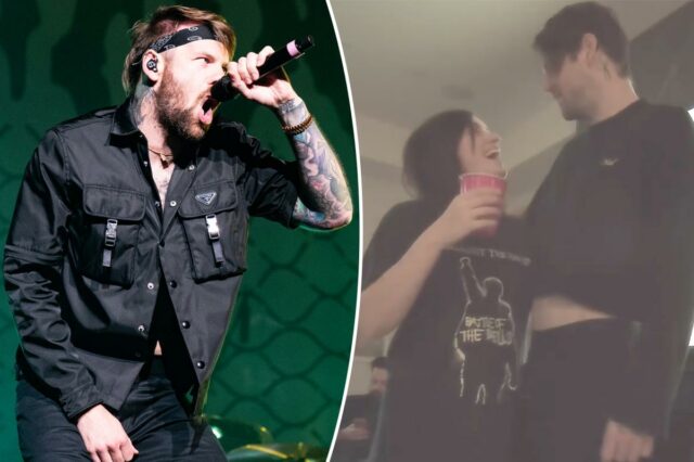 O astro do rock Beartooth, Caleb Shomo, se assume gay O astro do rock Beartooth, Caleb Shomo, se assume gay - enquanto sua esposa há 14 anos oferece seu apoio