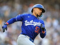 O caído Mookie Betts mudou-se para a limpeza na escalação dos Dodgers O caído Mookie Betts mudou-se para a limpeza na escalação dos Dodgers