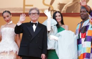 O chefe do júri do Festival de Cannes, Park Chan-wook, brinca sobre cobiçar o prêmio Palme d’Or O chefe do júri do Festival de Cannes, Park Chan-wook, brinca sobre cobiçar o prêmio Palme d'Or