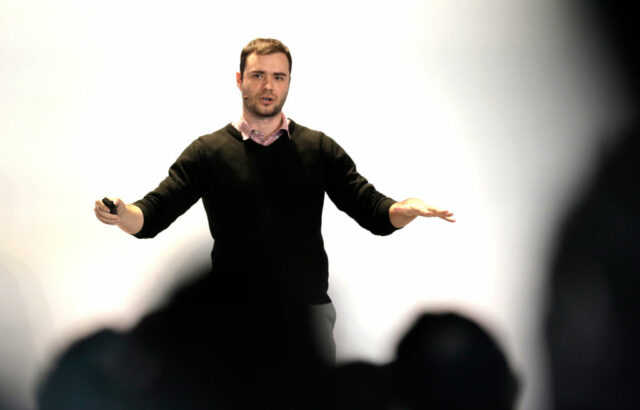 O cofundador da OpenAI, Andrej Karpathy, se junta à equipe de pré-treinamento da Anthropic
