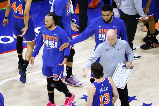O dinheiro da casa não está mais em jogo para os Knicks, devido ao sofrimento dos fracassos nos playoffs, já que os favoritos persistem
