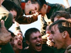 O diretor Lukas Dhont sobre o romance queer da Primeira Guerra Mundial ‘Coragem’: ‘É uma parte da história que eu não tinha visto retratada’ O diretor Lukas Dhont sobre o romance queer da Primeira Guerra Mundial 'Coragem': 'É uma parte da história que eu não tinha visto retratada'