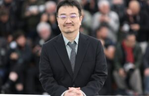 O diretor de ‘Colônia’ Yeon Sang-ho fala sobre IA, individualidade e por que os zumbis ainda são importantes O diretor de 'Colônia' Yeon Sang-ho fala sobre IA, individualidade e por que os zumbis ainda são importantes