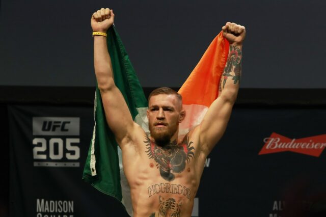 O empresário de Conor McGregor dá dicas sobre a futura Former UFC champion Conor McGregor