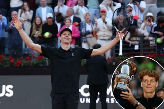 Jannik Sinner da Itália comemora a vitória contra Casper Ruud da Noruega na final de simples masculino no décimo terceiro dia do Internazionali BNL D'Italia 2026 no Foro Italico em 17 de maio de 2026 em Roma, Itália.