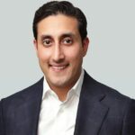 A ex-banqueira do JPMorgan Chase Chirayu Rana, 35, que processou sua chefe alegando que ela o assediou sexualmente, recusou um acordo de US$ 1 milhão da empresa, dizem os relatórios