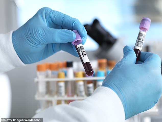 O teste analisa amostras de sangue em busca de pequenos fragmentos de DNA canceroso