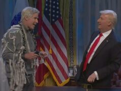 O final da temporada do SNL abre friamente e mostra o fantasma de Jeffrey Epstein interpretado por Will Ferrell ‘assombrando’ Trump enquanto piadas sombrias deixam os espectadores chocados Will Ferrell apresentou o final da 51ª temporada do SNL na noite de sábado, abrindo o show como o fantasma de Epstein ao lado de Trump, de James Austin Johnson, na foto acima