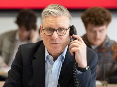 O futuro de Sir Keir Starmer está em jogo enquanto milhões de eleitores vão às urnas para as eleições locais O futuro político de Keir Starmer (foto em 6 de maio de 2026) está em jogo hoje em uma rodada histórica de eleições locais