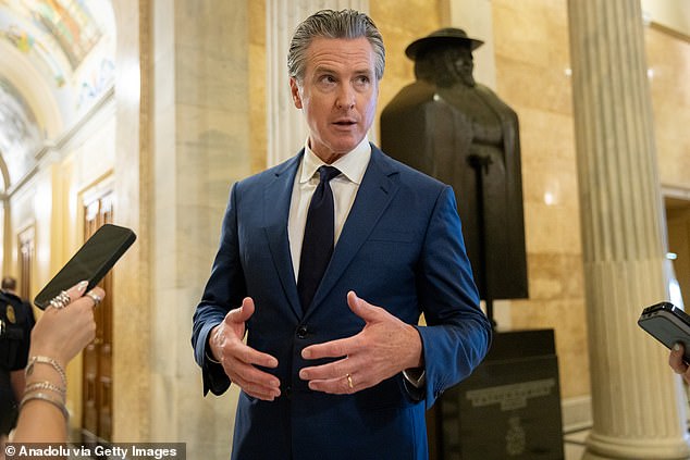 O governador da Califórnia, Gavin Newsom, declarou estado de emergência quando um tanque químico de Garden Grove ameaçou explodir