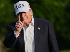 O mais recente: as ações mundiais e os preços do petróleo reagem ao aviso de Trump a Teerã sobre as negociações paralisadas O mais recente: as ações mundiais e os preços do petróleo reagem ao aviso de Trump a Teerã sobre as negociações paralisadas