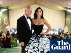 O pacto faustiano da moda: o alto custo do patrocínio do Met Gala de Jeff Bezos O pacto faustiano da moda: o alto custo do patrocínio do Met Gala de Jeff Bezos