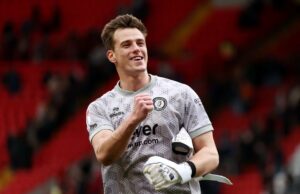 O plano do Man Utd para Radek Vitek em 2026/27 após sensacional empréstimo ao Bristol City O plano do Man Utd para Radek Vitek em 2026/27 após sensacional empréstimo ao Bristol City