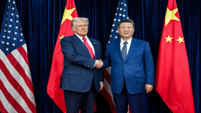 O presidente Trump Bertolak fala da China para Bertemu Xi Jinping
