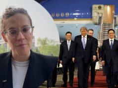 O presidente dos EUA, Donald Trump, chega a Pequim para cúpula com o líder chinês Xi Jinping O presidente dos EUA, Donald Trump, chega a Pequim para cúpula com o líder chinês Xi Jinping
