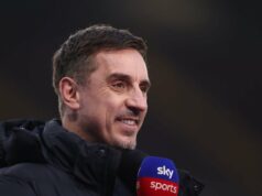 O que Gary Neville disse sobre Altay Bayindir para o gol do Arsenal contra o Man Utd é muito diferente da narrativa do West Ham O que Gary Neville disse sobre Altay Bayindir para o gol do Arsenal contra o Man Utd é muito diferente da narrativa do West Ham