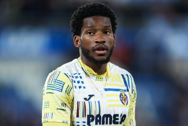 O que aconteceu com Willy Kambwala? Ex-zagueiro do Man Utd retorna à ação após 275 dias afastado
