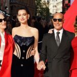 O elenco de The Devil Wears Prada 2, incluindo Meryl Streep, Anne Hathaway, Stanley Tucci e Emily Blunt, são retratados na estreia europeia em Londres