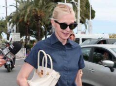 O saco de 5 dígitos de Kelly Rutherford canaliza a energia da ‘mãe rica’ Taylor Swift vista no West Village em 12 de maio de 2026 na cidade de Nova York.