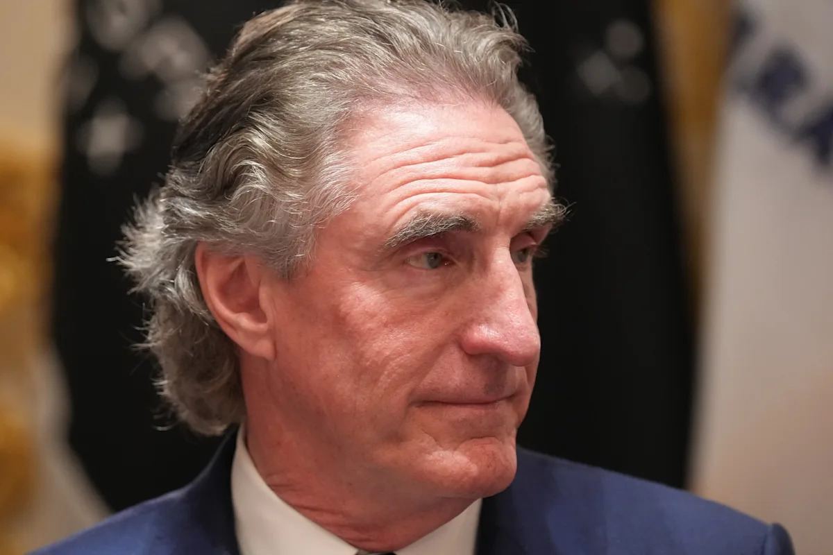 O secretário do Interior de Trump, Doug Burgum, diz que o 250º aniversário dos EUA será “apartidário”