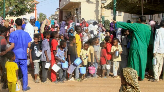 O sistema humanitário mundial está em colapso, ‘não é mais O sistema humanitário mundial está em colapso, ‘não é mais adequado para o propósito’, dizem pesquisadores baseados nos EUA