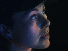 O trailer do horário nobre da A24 provoca a estreia como atriz de Phoebe Bridger O trailer do horário nobre da A24 provoca a estreia como atriz de Phoebe Bridger
