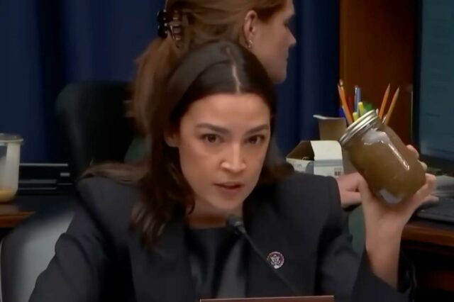 O truque da 'água suja' da AOC alimenta o pânico delirante da esquerda no data center
