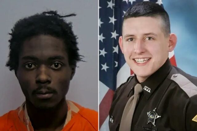 O vice do xerife de Indiana levou três tiros no O vice-xerife do condado de La Porte, Jon Samuelson, uniformizado, em frente a uma bandeira americana.