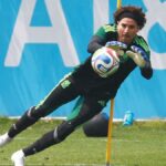 Ochoa saboreia o capítulo final do México com a sexta Copa do Mundo da FIFA acenando