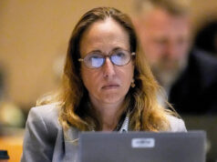 Oficial da FDA que examinou injeções e antidepressivos COVID foi divulgado na última mudança Oficial da FDA que examinou injeções e antidepressivos COVID foi divulgado na última mudança