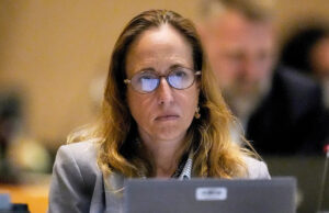 Oficial da FDA que examinou injeções e antidepressivos COVID foi divulgado na última mudança Oficial da FDA que examinou injeções e antidepressivos COVID foi divulgado na última mudança