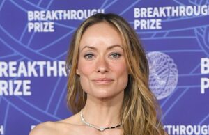 Olivia Wilde reage a comparações cruéis com Gollum, personagem do Senhor dos Anéis, após se preocupar com a aparição no tapete vermelho Olivia Wilde respondeu a um vídeo viral no tapete vermelho que levou trolls a compará-la a Gollum de O Senhor dos Anéis