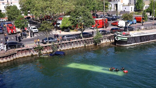 Ônibus cai no rio após acidente de motorista estagiário, resposta de resgate massiva: relatórios

