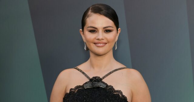 Suéter Selena Gomez
