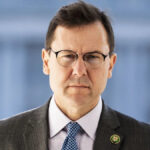Os eleitores de Nova Jersey se dividiram sobre a misteriosa ausência médica de dois meses do deputado republicano Tom Kean Jr.