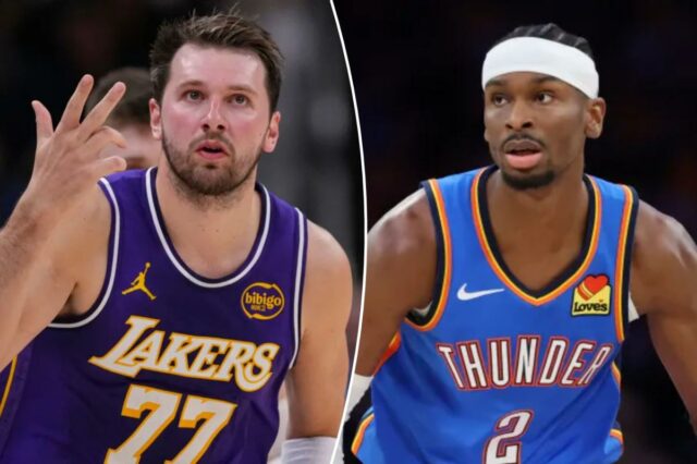 Luka Doncic com uma camisa roxa do Lakers gesticulando com três dedos.