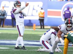 Os jatos trazem o veterano Younghoe Koo enquanto a busca por kicker continua O chutador do New York Giants, Younghoe Koo (37), reage depois de perder um ponto extra no primeiro tempo contra o Green Bay Packers.