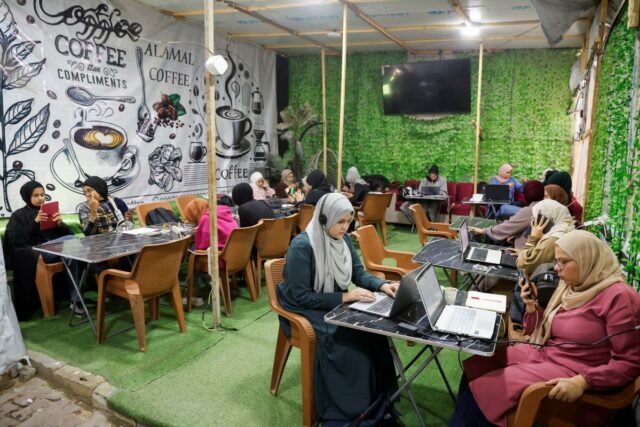 Os luxuosos cafés de Gaza abrem um grande buraco na narrativa do 'genocídio'
