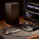 jogador usando óculos AR ROG Xreal R1 Gaming