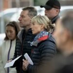 Kate e Gerry McCann (ambos na foto) foram calorosamente recebidos por apoiadores e simpatizantes no encontro informal ao ar livre em sua vila natal, Rothley, Leicestershire.