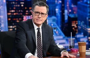 Os rivais da TV tarde da noite de Stephen Colbert juntam-se a ele para o programa final GettyImages-2276998635Stephen-Colberts-Late-Night-TV-Rivals-Junte-se-Ele-para-Final-Late-Show.jpg