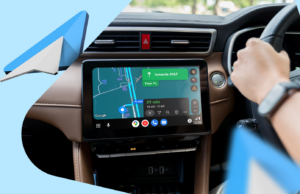 Otimizei o Android Auto para viagens longas e agora não posso voltar atrás Logotipo do Android Auto flanqueado por ícones de polegar para cima e polegar para baixo.