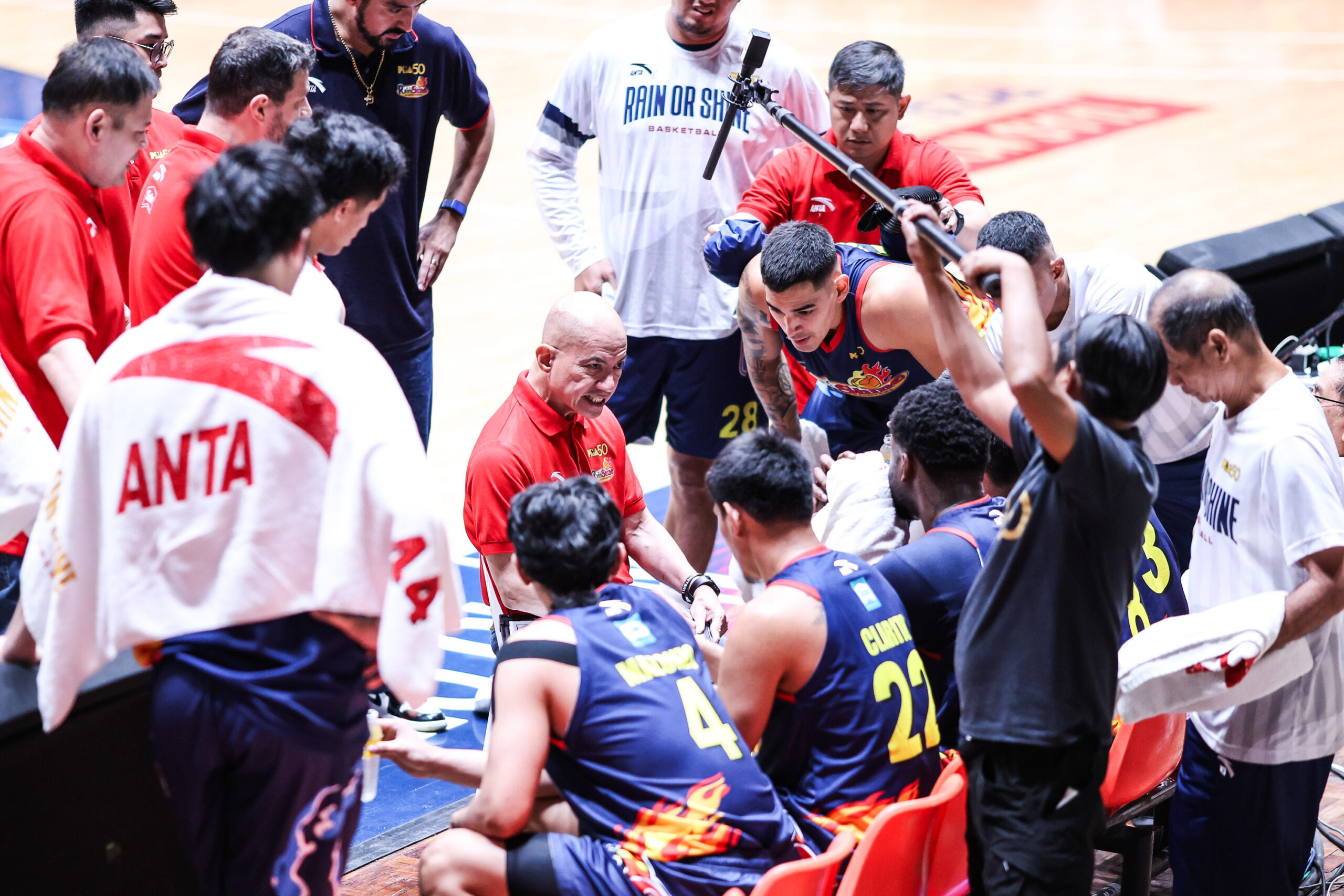 Yeng Guiao Rain or Shine x Ginebra semifinais do PBA