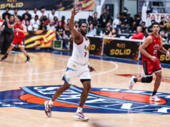 PBA: Jaylen Johnson vence Brownlee na vitória do jogo 1 de Rain or Shine Faça chuva ou faça sol Jaylen Johnson, do Elasto Painters, durante um jogo contra Barangay Ginebra Gin Kings nas semifinais da PBA Commissioner's Cup de 2026.