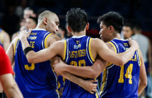 PBA: Magnólia vence Meralco novamente, força duelo de vida ou morte Magnolia Hotshots se reúnem durante um jogo contra o Meralco Bolts nas quartas de final da PBA Commissioner's Cup de 2026.